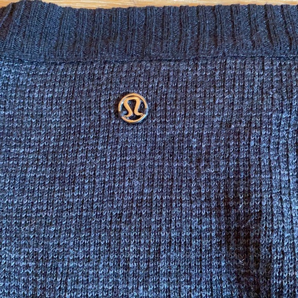 Lululemon sweater - Picture 3 of 3